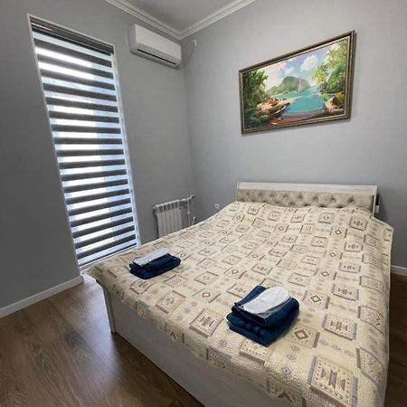 Amir Temur Apartment In Center After Renovation Tasken Kültér fotó