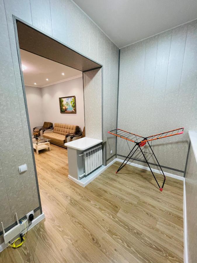 Amir Temur Apartment In Center After Renovation Tasken Kültér fotó