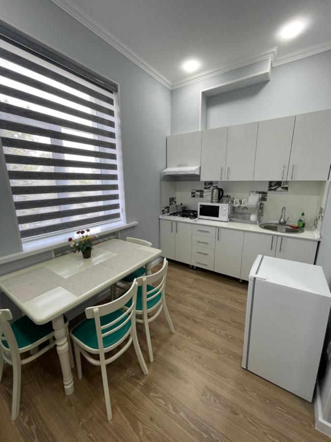 Amir Temur Apartment In Center After Renovation Tasken Kültér fotó